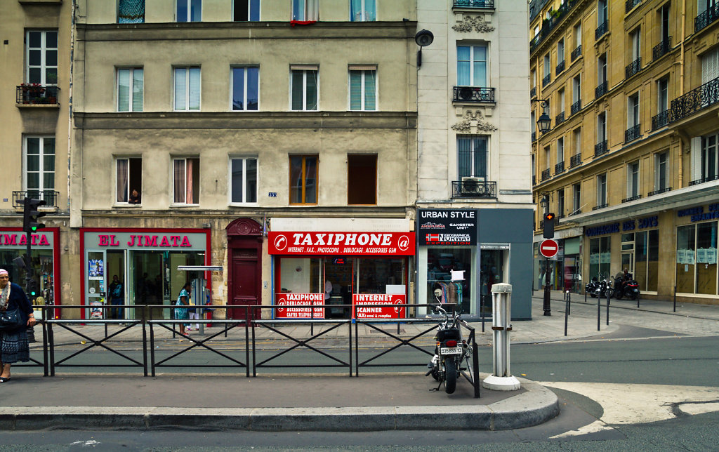 Taxiphone, Paris