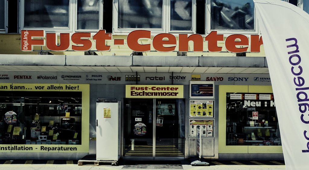 Fust Center