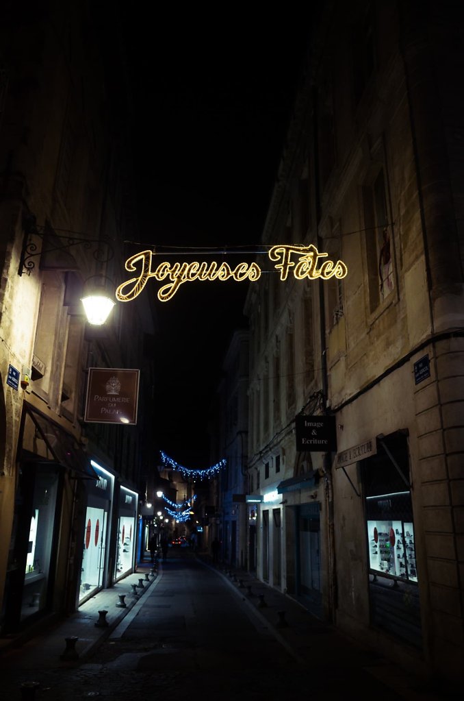 Joyeuses Fêtes, Avignon